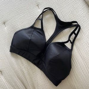 Black Alo yoga v-neck sports bra